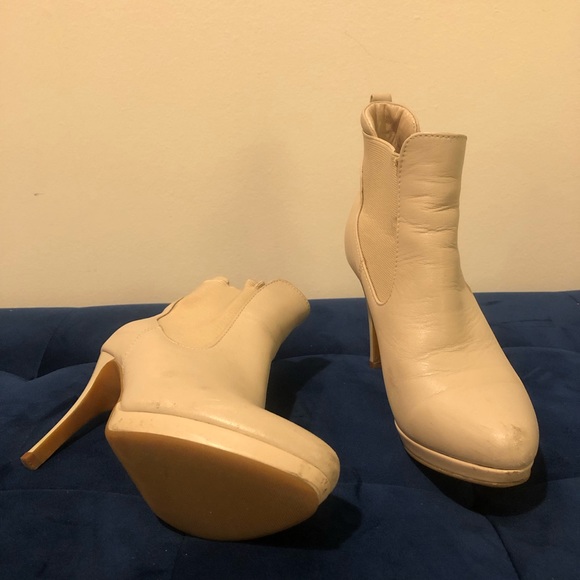Cream PADDED Platform Stilettos Ankle Boots - Picture 9 of 17
